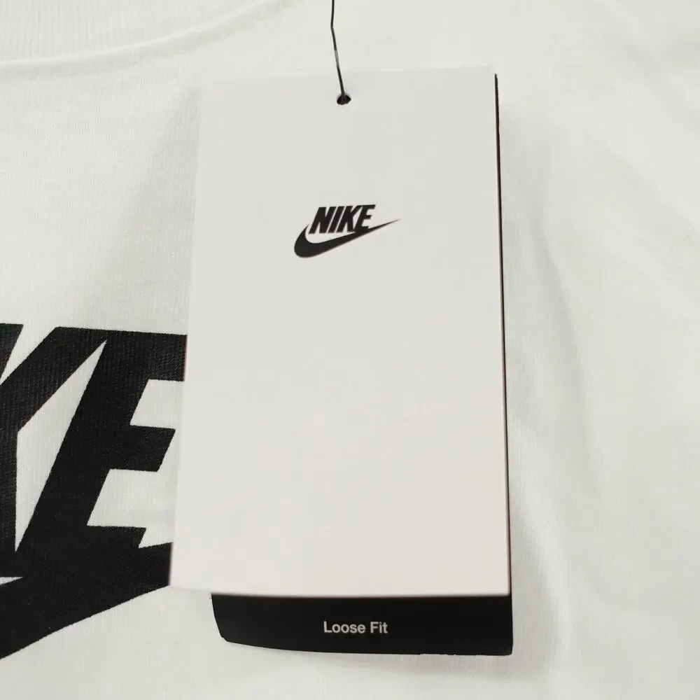 The Nike Tee Kids SZ M Long Sleeve Graphic T Shirt Athleticwear Athleisure‎ NWT